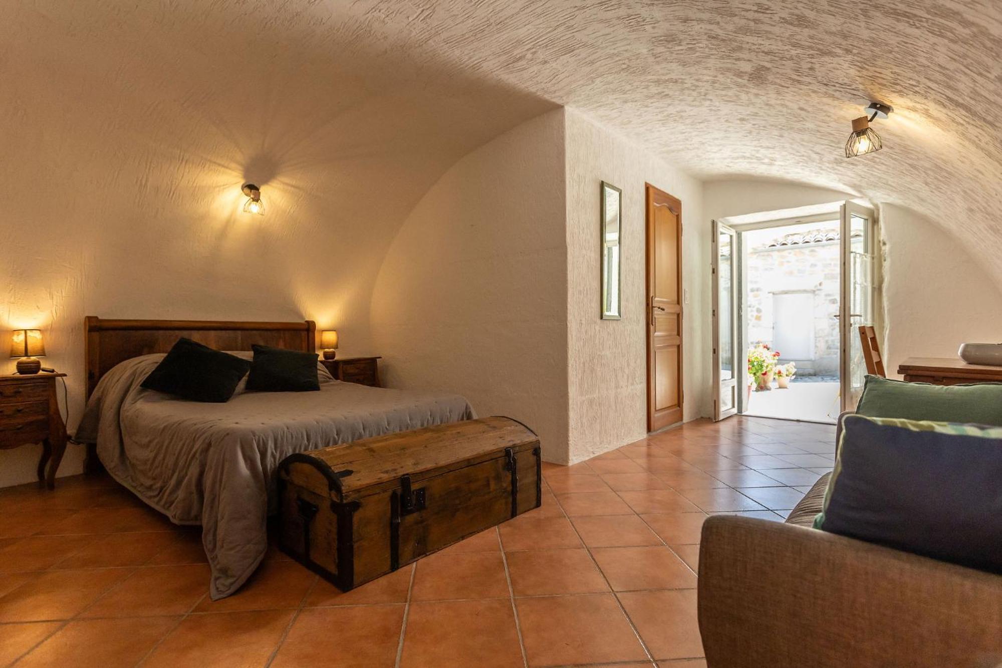 Les Monteils Hotell Grospierres Exteriör bild